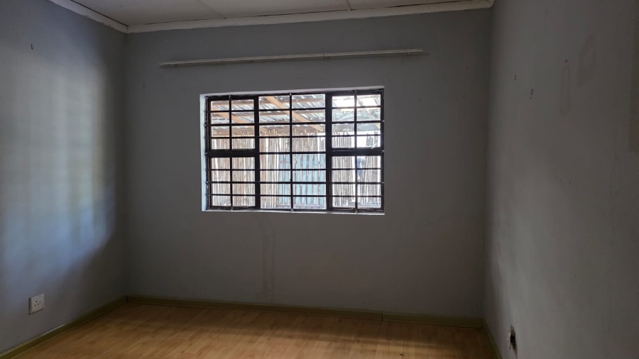 4 Bedroom Property for Sale in Summerpride Eastern Cape